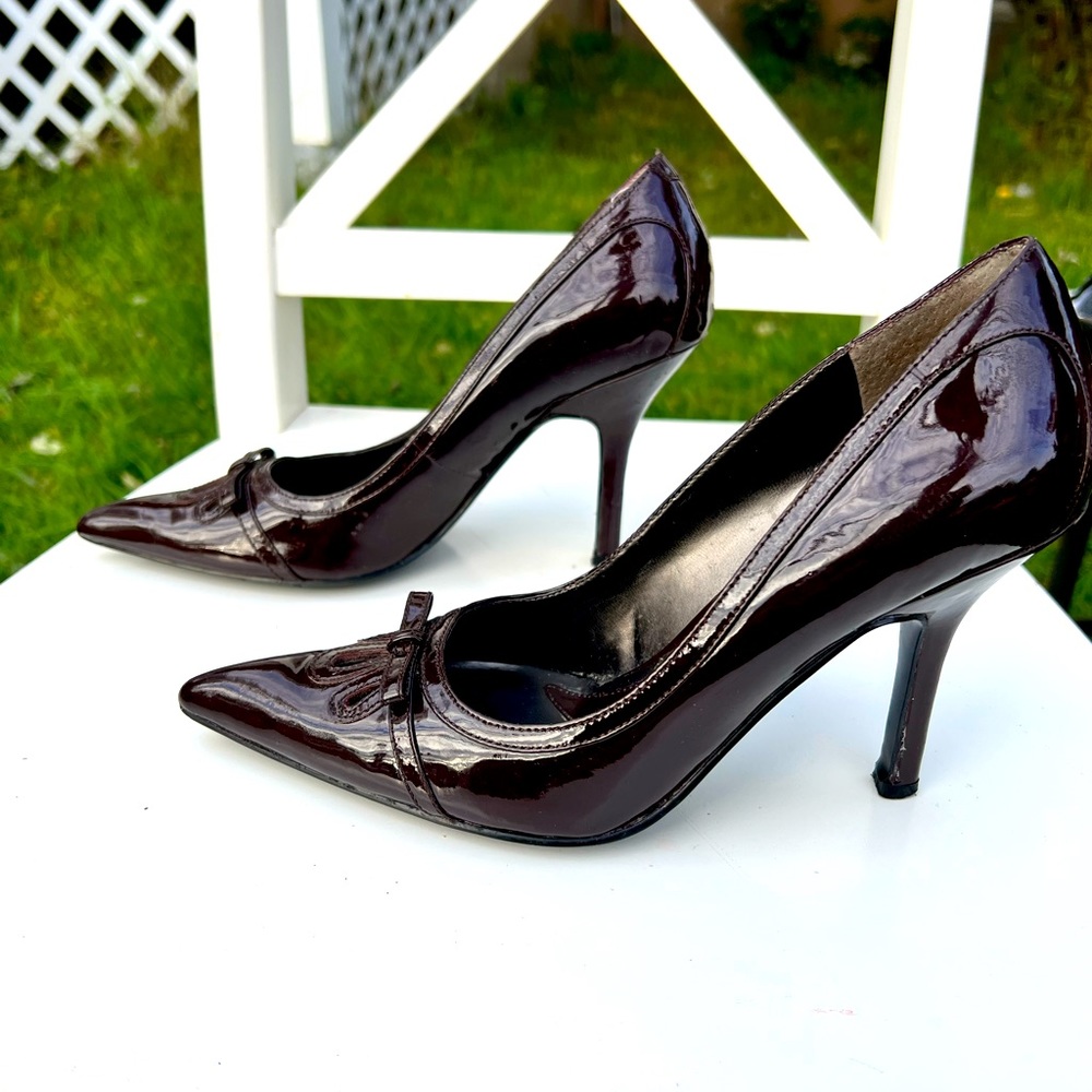 Bandolino Burgandy Pointy Shoes